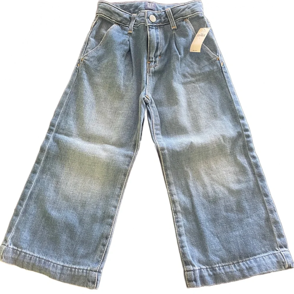 EUC Gap Kids Girls Flare Jeans - Size 6